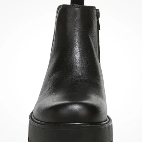Zodiac Shiloh Black Leather Ankle Boots - Picture 2 of 7